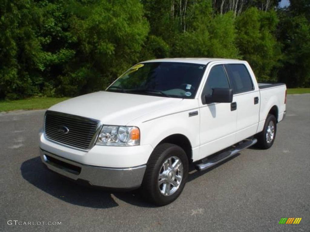 2006 F150 XLT SuperCrew - Oxford White / Medium/Dark Flint photo #1