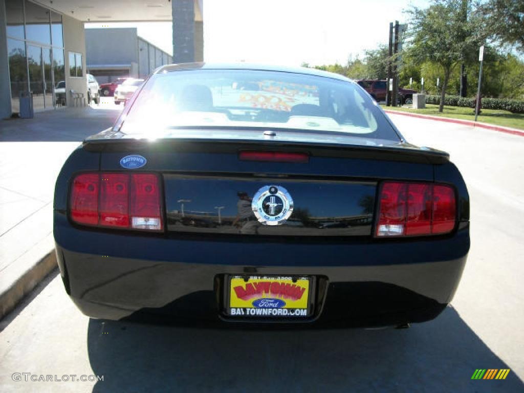 2009 Mustang V6 Premium Coupe - Black / Medium Parchment photo #3