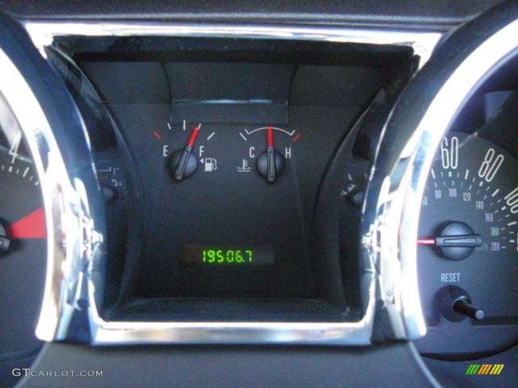 2007 Mustang V6 Deluxe Convertible - Windveil Blue Metallic / Dark Charcoal photo #19