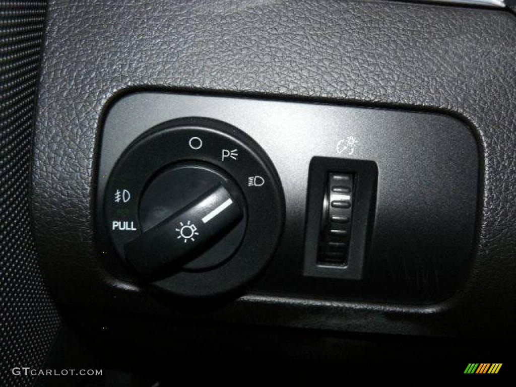 2007 Ford Mustang Saleen S281 Supercharged Coupe Controls Photos