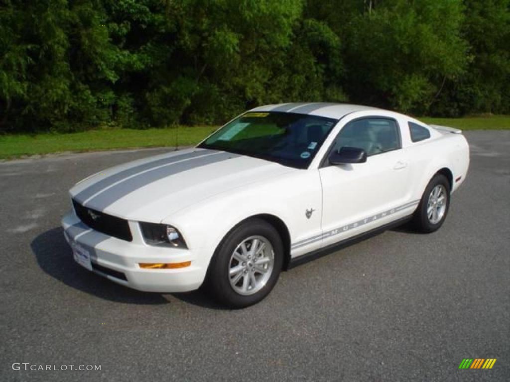 2009 Mustang V6 Premium Coupe - Performance White / Light Graphite photo #1
