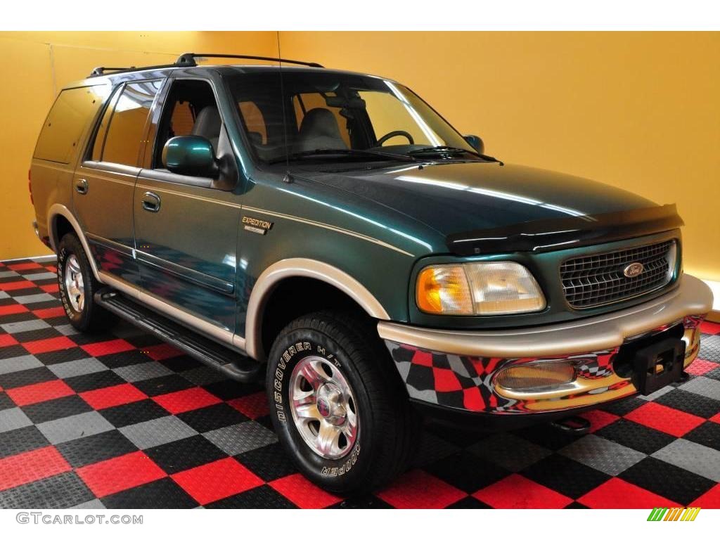 Pacific Green Metallic Ford Expedition