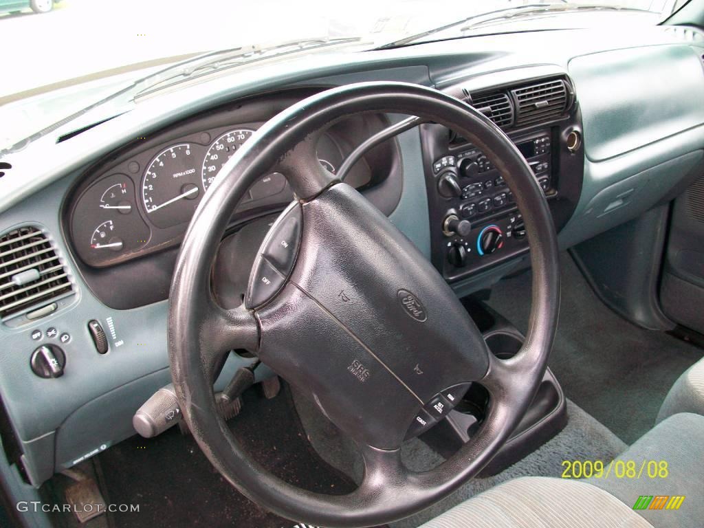 1997 Ranger XLT Regular Cab 4x4 - Medium Willow Green Metallic / Medium Graphite photo #6
