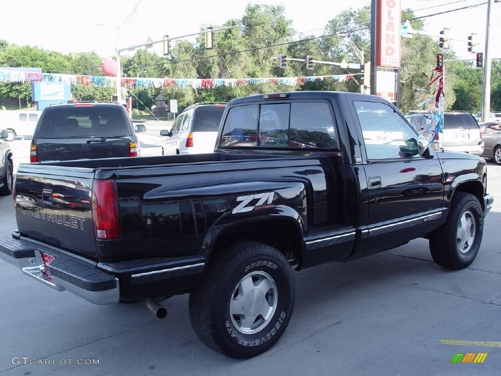 1994 C/K K1500 Regular Cab 4x4 - Black / Gray photo #2