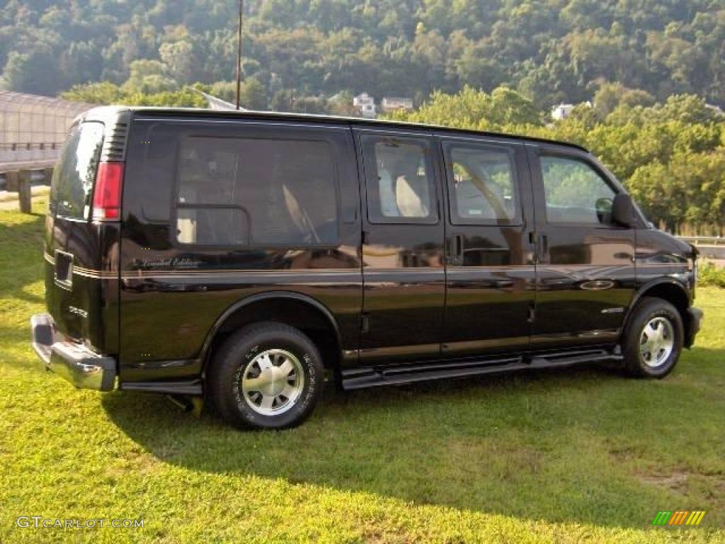 1999 Express 1500 Passenger Van - Black / Neutral photo #5