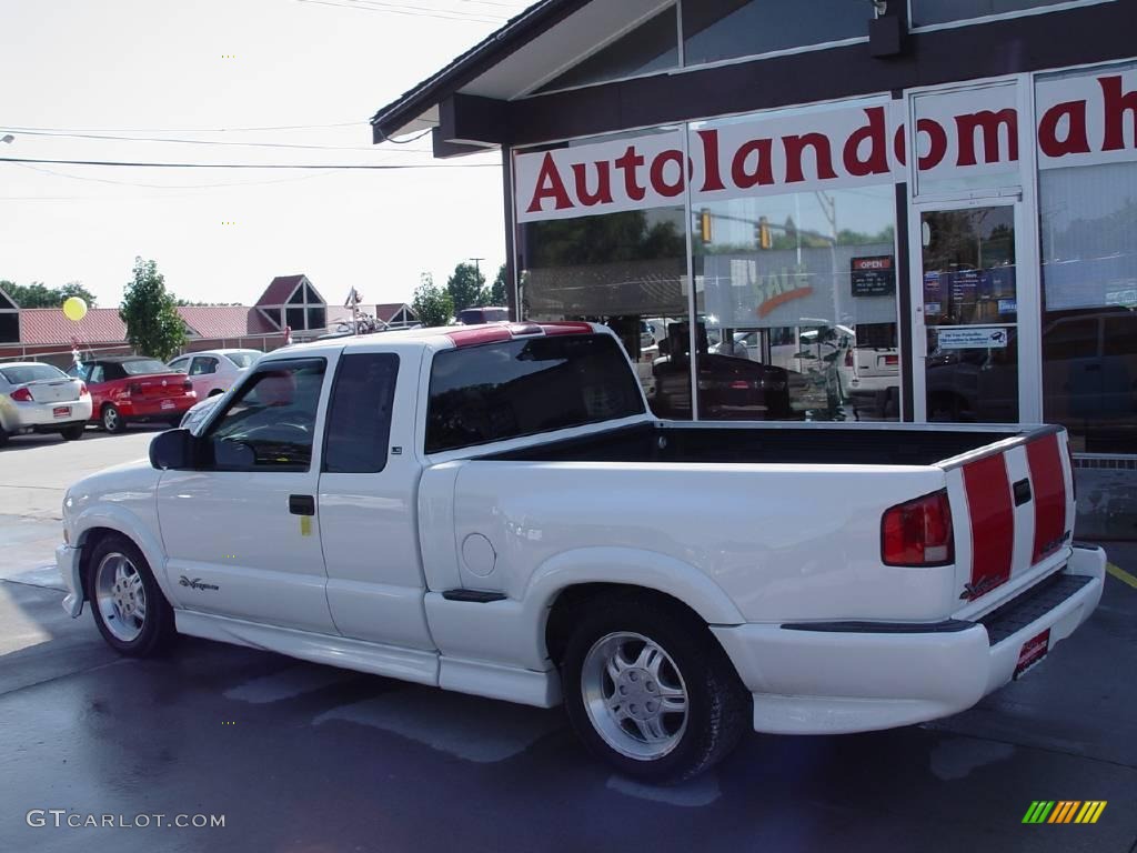 2001 S10 Extended Cab Xtreme - Summit White / Graphite photo #5