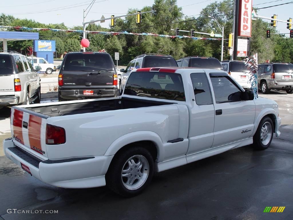 2001 S10 Extended Cab Xtreme - Summit White / Graphite photo #7