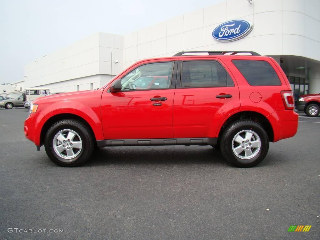 2009 Escape XLT - Torch Red / Charcoal photo #5