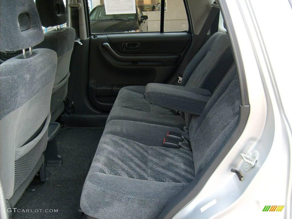 1999 CR-V LX 4WD - Sebring Silver Metallic / Charcoal photo #13