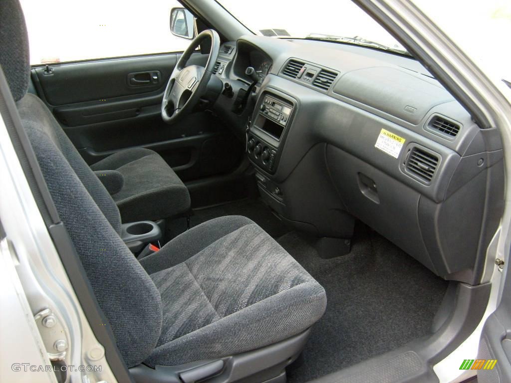 1999 CR-V LX 4WD - Sebring Silver Metallic / Charcoal photo #17