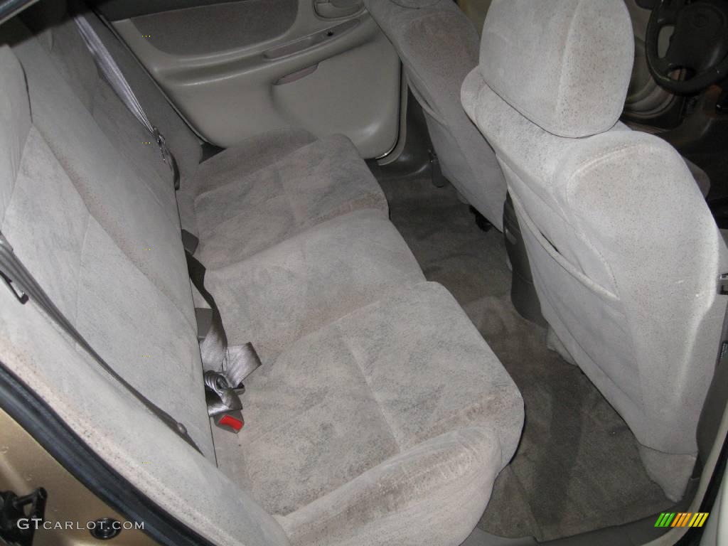1999 Alero GL Sedan - Gold Metallic / Neutral photo #14