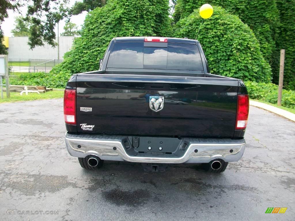 2009 Ram 1500 Laramie Crew Cab - Brilliant Black Crystal Pearl / Light Pebble Beige/Bark Brown photo #4