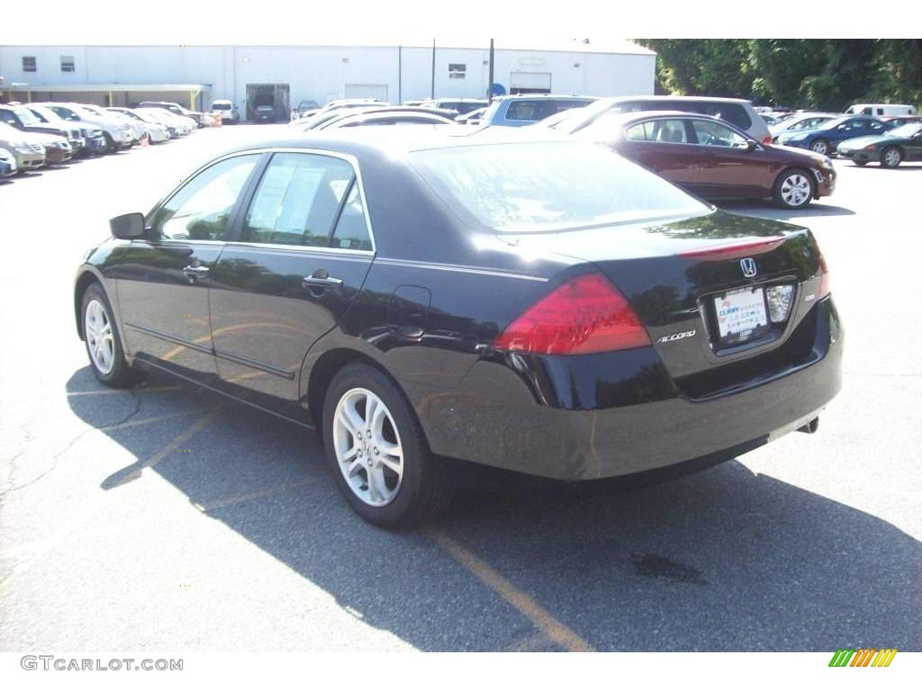 2006 Accord EX Sedan - Nighthawk Black Pearl / Ivory photo #2