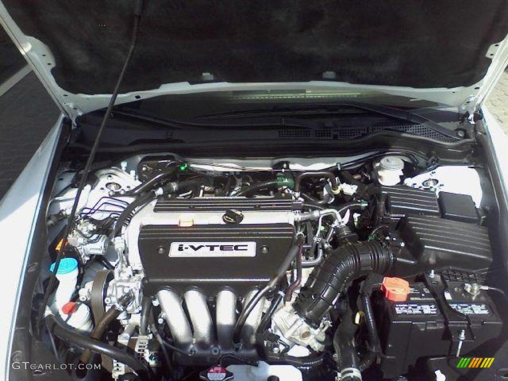 2007 Accord SE Sedan - Taffeta White / Ivory photo #18