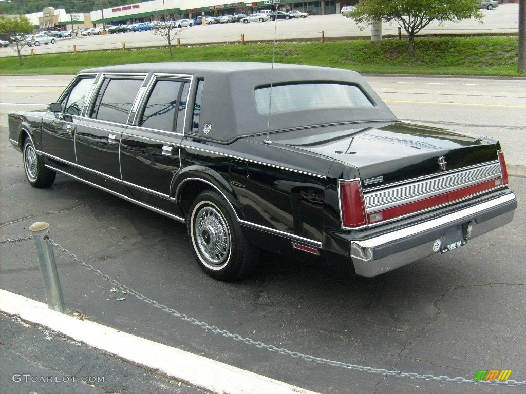 1988 Town Car Limousine - Black / Medium Gray photo #2