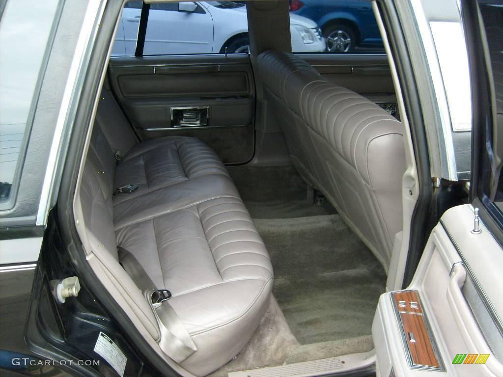 1988 Town Car Limousine - Black / Medium Gray photo #16