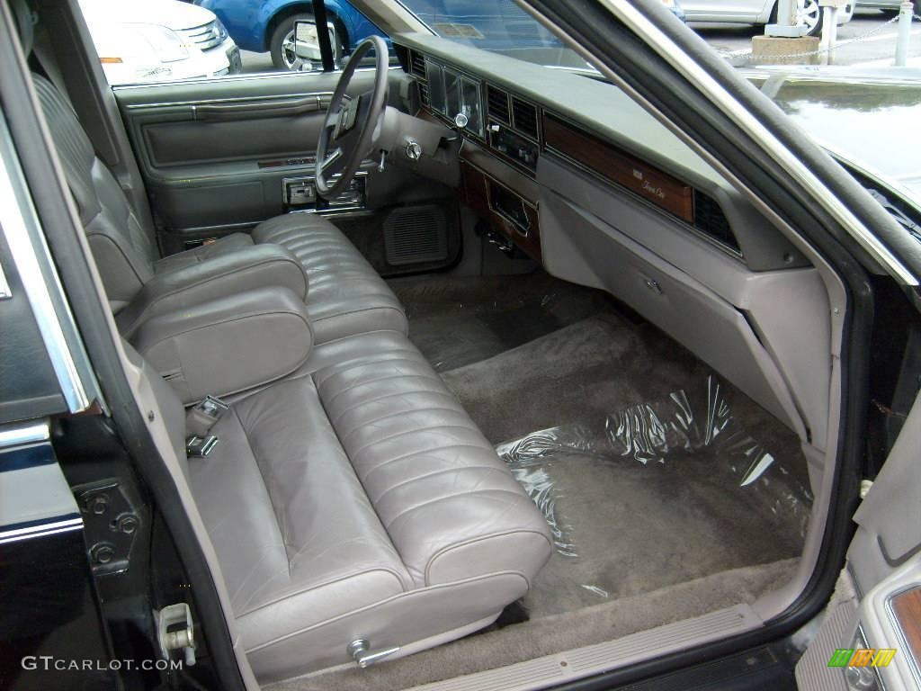 1988 Town Car Limousine - Black / Medium Gray photo #18