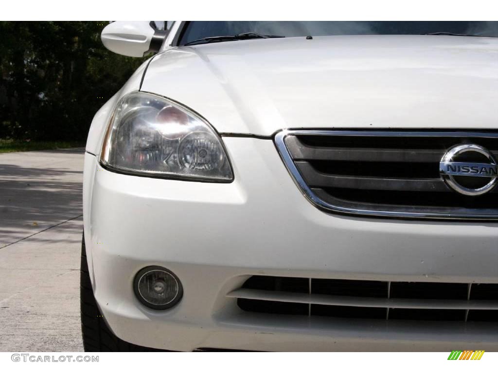 2003 Altima 2.5 S - Satin White Pearl / Blond photo #23