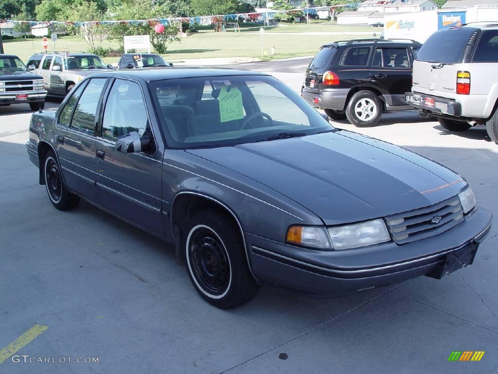 1992 Lumina Sedan - Medium Gray Metallic / Gray photo #2