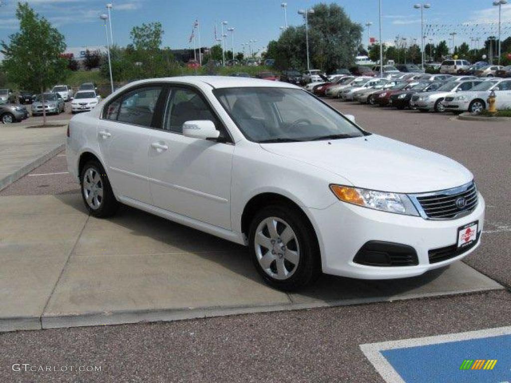 2009 Optima LX - Clear White / Gray photo #5