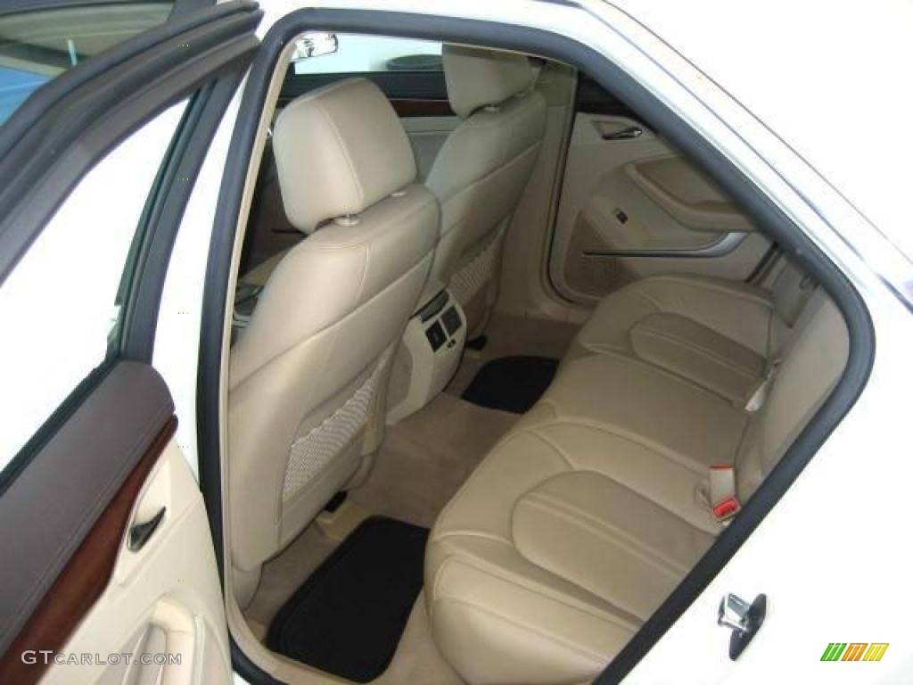 2009 CTS Sedan - White Diamond Tri-Coat / Cashmere/Cocoa photo #4