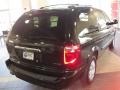 2007 Brilliant Black Crystal Pearl Chrysler Town & Country Touring  photo #14