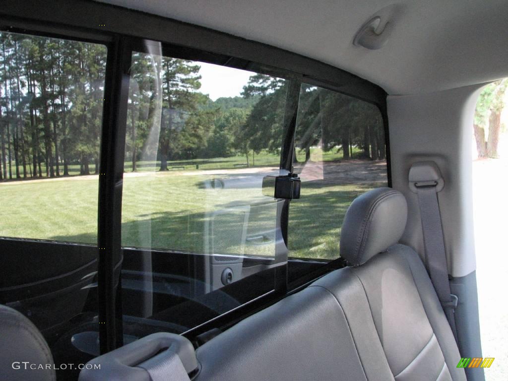2007 Ram 3500 SLT Quad Cab - Brilliant Black Crystal Pearl / Medium Slate Gray photo #25