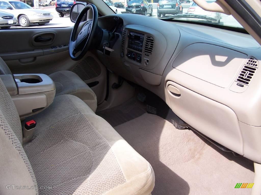 2000 F150 XLT Extended Cab 4x4 - Harvest Gold Metallic / Medium Parchment photo #10