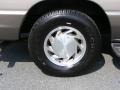 Light Parchment Gold Metallic - E Series Van E150 XLT Passenger Photo No. 23