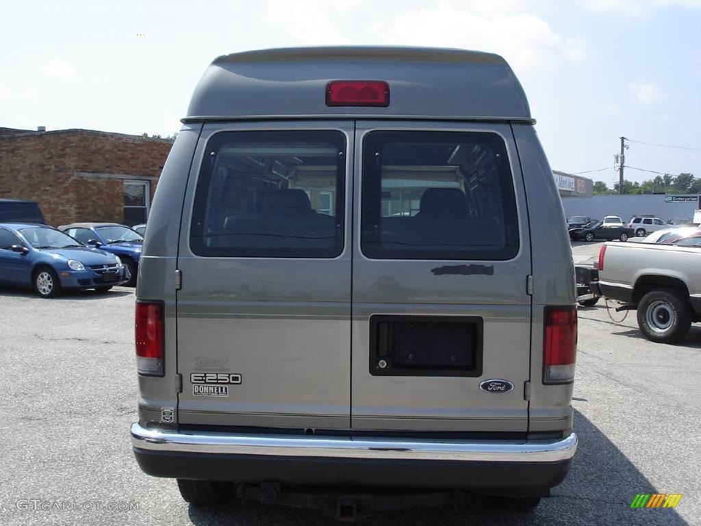 2003 E Series Van E250 Passenger Conversion - Estate Green Metallic / Medium Pebble photo #7
