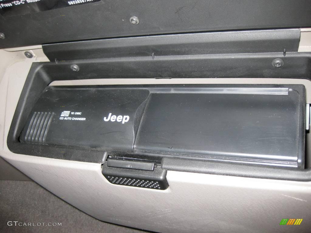 2003 Grand Cherokee Limited - Stone White / Dark Slate Gray photo #30