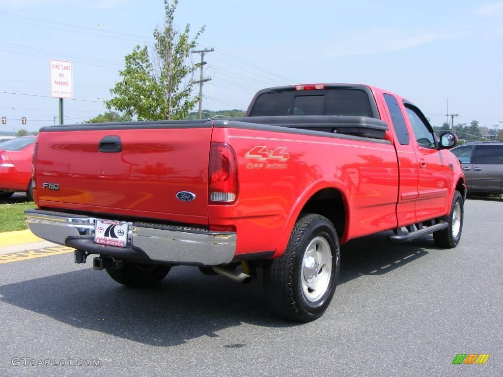 2000 F150 XLT Extended Cab 4x4 - Bright Red / Medium Parchment photo #3