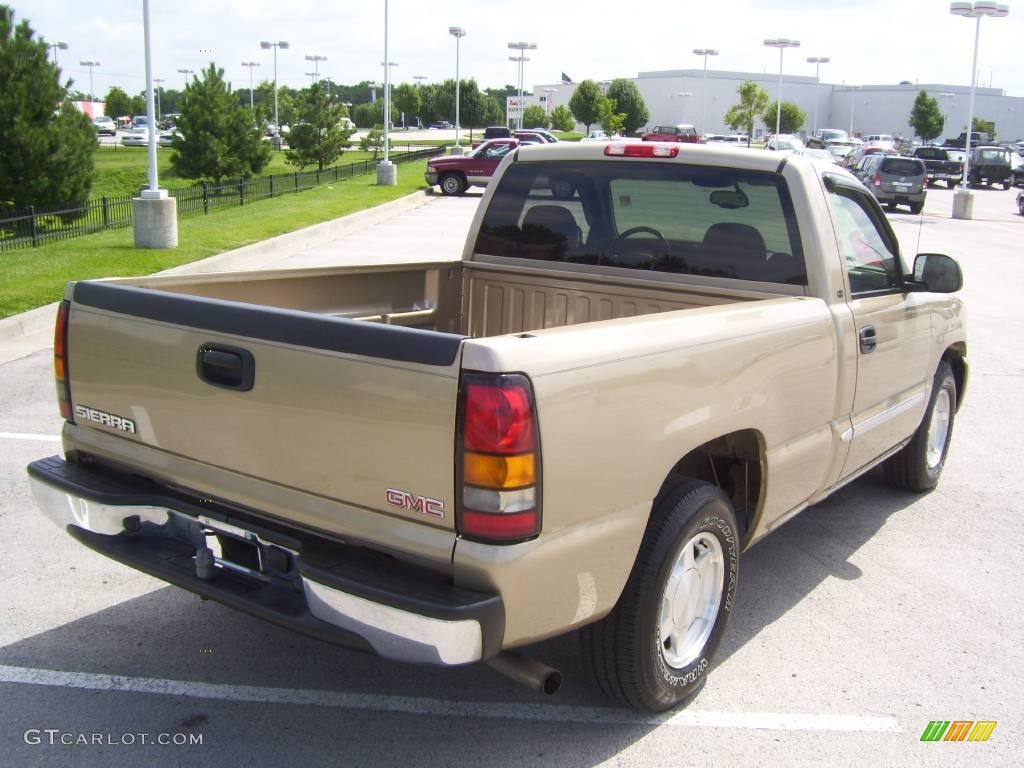 2004 Sierra 1500 SLE Regular Cab - Sand Beige Metallic / Neutral photo #5