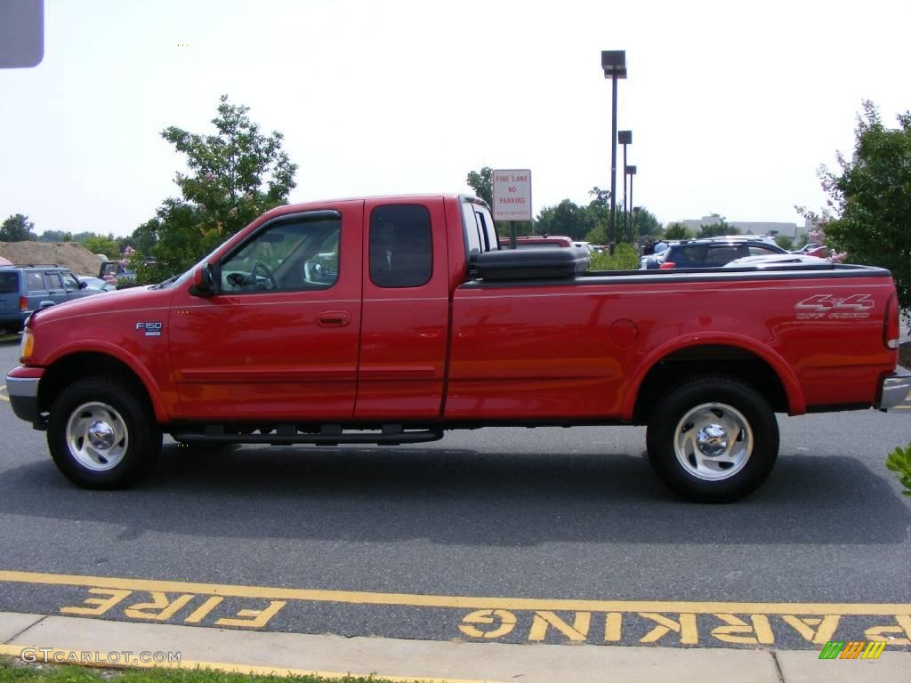 2000 F150 XLT Extended Cab 4x4 - Bright Red / Medium Parchment photo #21