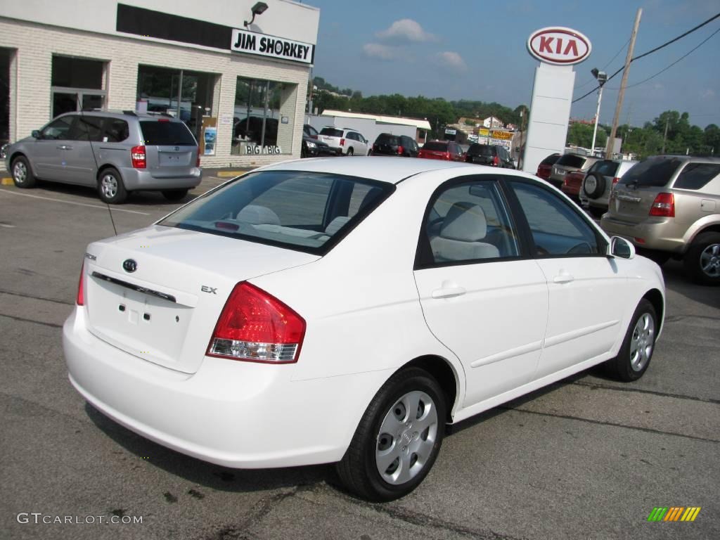 2009 Spectra EX Sedan - Clear White / Gray photo #3