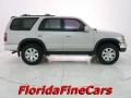 Natural White - 4Runner SR5 Photo No. 4