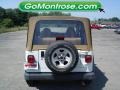 Stone White - Wrangler SE 4x4 Photo No. 4