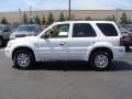 Oxford White - Mariner Luxury 4WD Photo No. 6