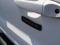 Oxford White - Mariner Luxury 4WD Photo No. 8