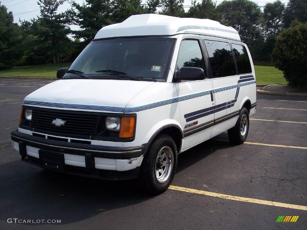 1994 Astro CS EXT Passenger Van - White / Blue photo #18