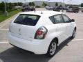 2009 Ultra White Pontiac Vibe   photo #5