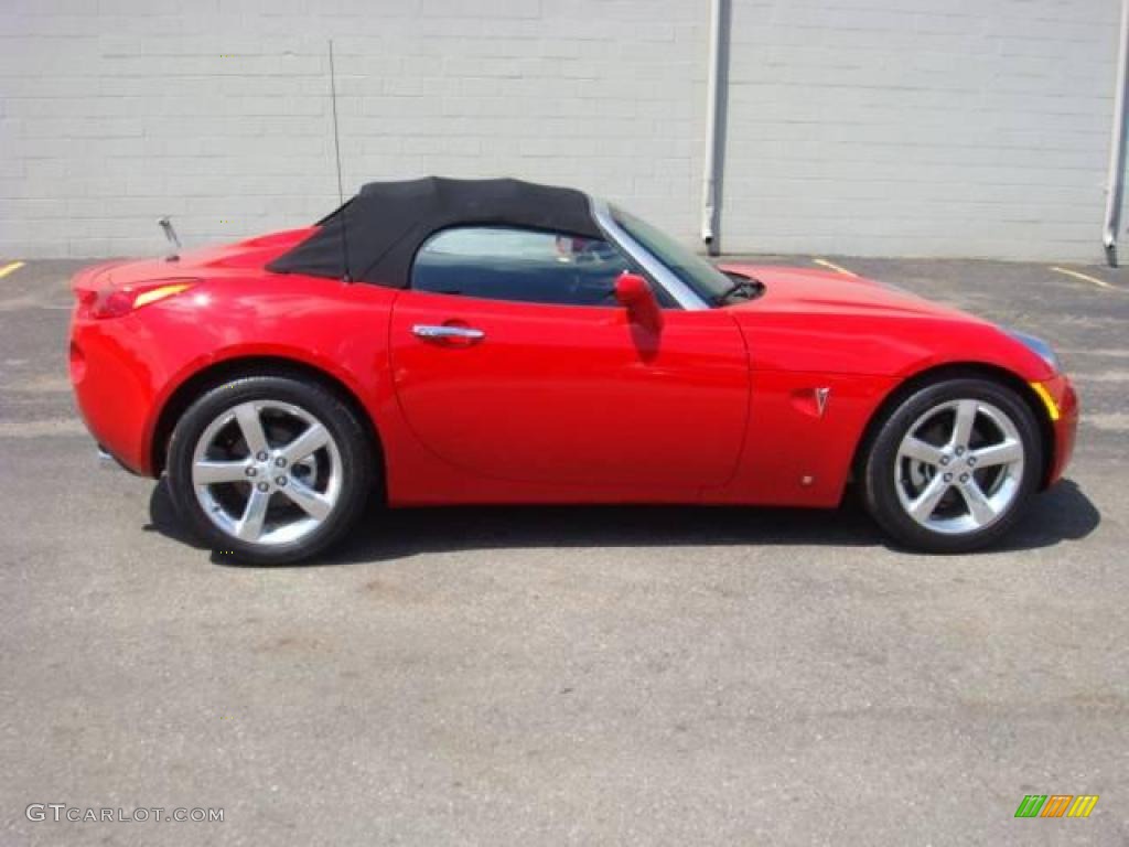 2006 Solstice Roadster - Aggressive Red / Ebony photo #3
