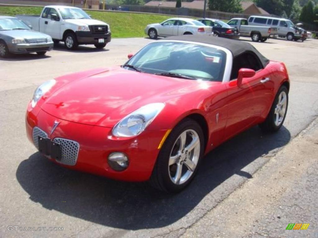 2006 Solstice Roadster - Aggressive Red / Ebony photo #6