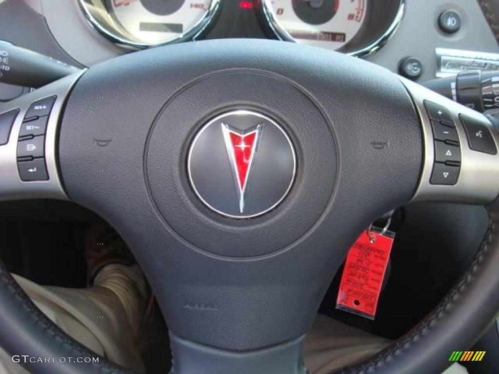 2006 Solstice Roadster - Aggressive Red / Ebony photo #27