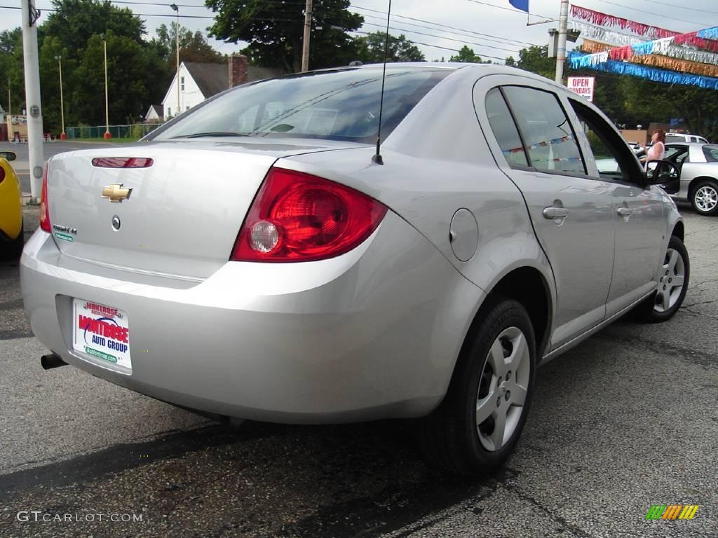 2008 Cobalt LT Sedan - Ultra Silver Metallic / Gray photo #5