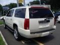 White Diamond - Escalade ESV AWD Photo No. 7