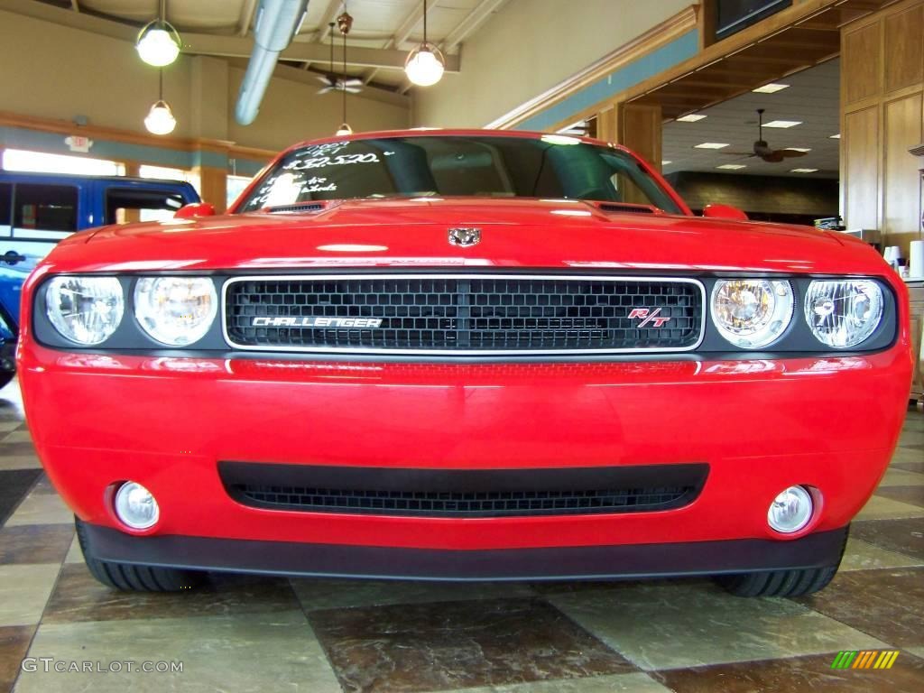 2009 Challenger R/T - TorRed / Dark Slate Gray photo #2