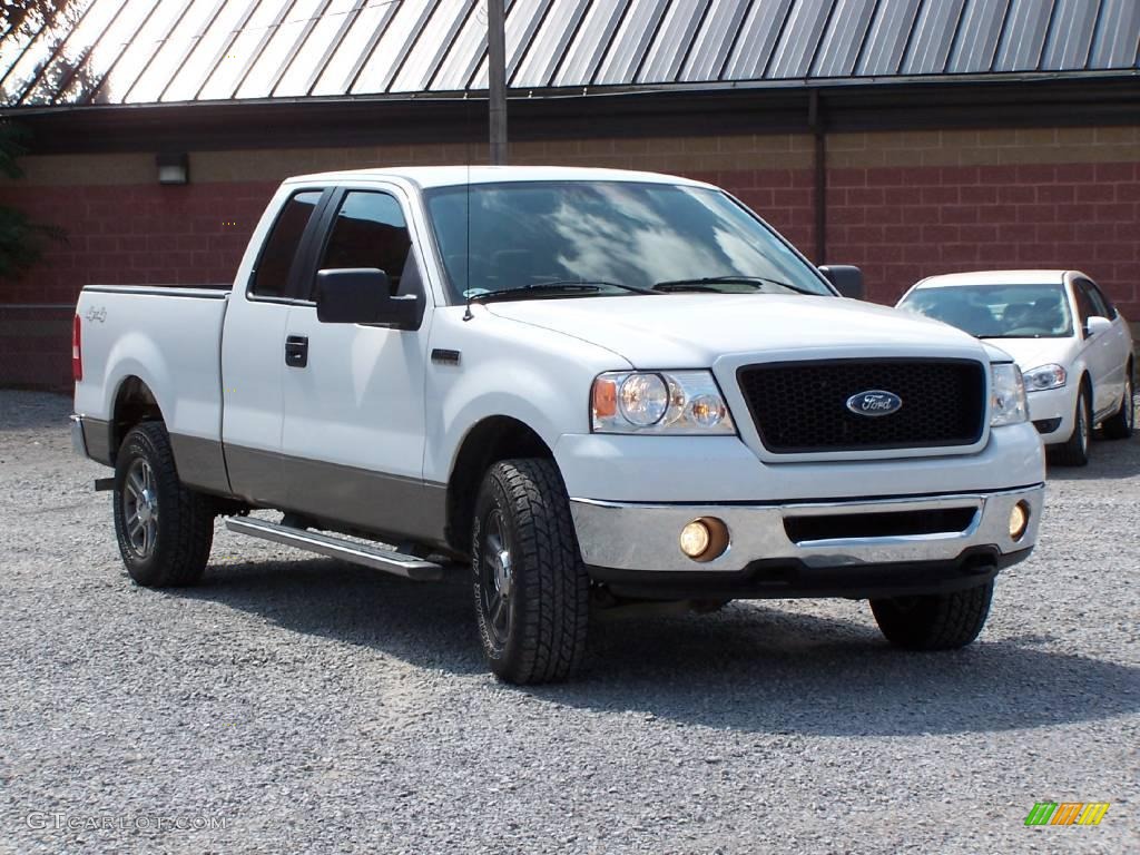 2006 F150 XLT SuperCab 4x4 - Oxford White / Tan photo #11