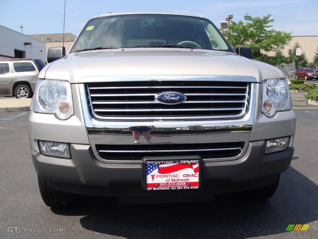 2006 Explorer XLT 4x4 - Silver Birch Metallic / Stone photo #2