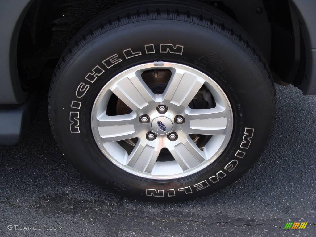 2006 Explorer XLT 4x4 - Silver Birch Metallic / Stone photo #8